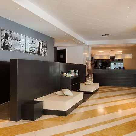 Nh Hotel Triest