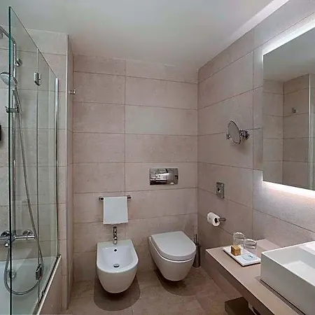 Nh Hotel