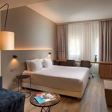 Nh Hotel Trieste