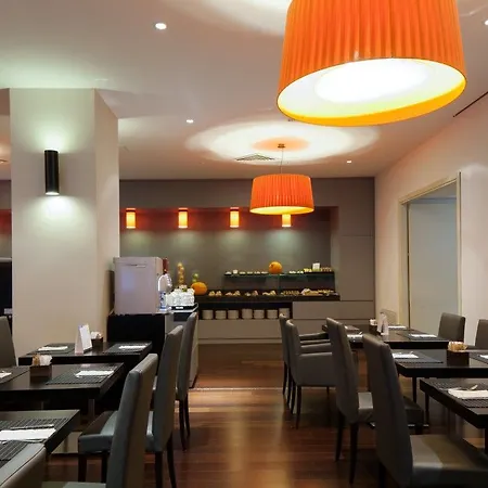 Hotel Nh 4*