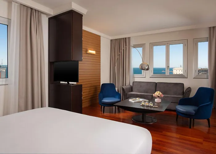 Отель Nh Триест